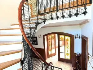 Pronájem vily, Nový Knín, 450 m2