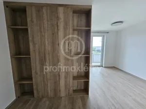 Pronájem bytu 1+kk, Brno, Sokolova, 37 m2