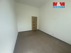 Pronájem bytu 2+kk, Meziboří, nám. 8. května, 55 m2