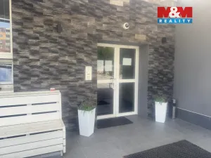 Pronájem bytu 2+kk, Meziboří, nám. 8. května, 55 m2