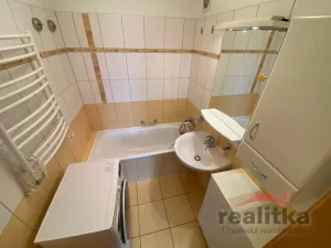 Pronájem bytu 4+1, Opava - Kylešovice, 17. listopadu, 86 m2