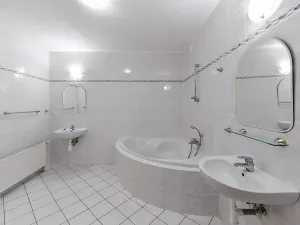 Prodej bytu 4+kk, Praha - Stodůlky, Klausova, 180 m2