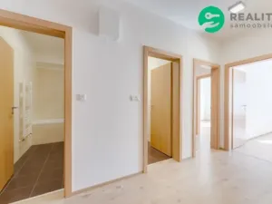 Prodej bytu 3+kk, Praha - Čakovice, Bermanova, 78 m2