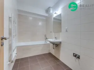 Prodej bytu 3+kk, Praha - Čakovice, Bermanova, 78 m2