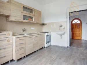 Prodej rodinného domu, Libochovany, 158 m2