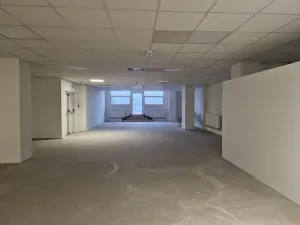 Pronájem obchodního prostoru, Šlapanice, Nádražní, 187 m2
