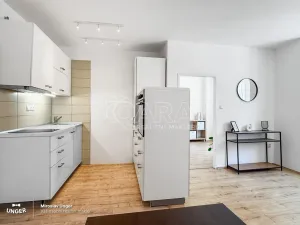 Prodej bytu 2+kk, Praha - Strašnice, Krátká, 44 m2