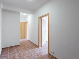 Pronájem bytu 2+kk, Praha - Čakovice, Blachutova, 72 m2