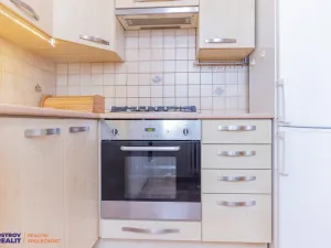 Prodej bytu 2+1, Olomouc - Nové Sady, Družební, 43 m2