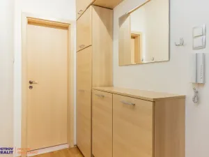 Prodej bytu 2+1, Olomouc - Nové Sady, Družební, 43 m2
