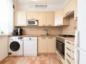 Prodej bytu 2+1, Olomouc - Nové Sady, Družební, 43 m2