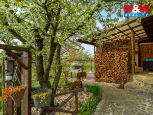 Prodej chaty, Vinařice, 40 m2