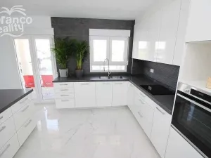 Prodej rodinného domu, Pinoso, Alicante, Španělsko, 245 m2
