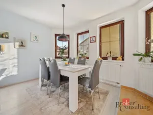 Prodej rodinného domu, Hradec Králové - Roudnička, Horní, 210 m2