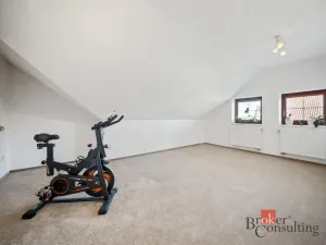 Prodej rodinného domu, Hradec Králové - Roudnička, Horní, 210 m2