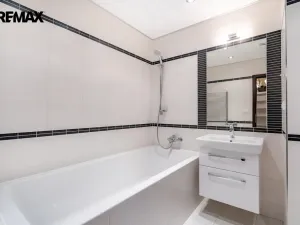 Prodej bytu 4+kk, Karlovy Vary, Libušina, 171 m2