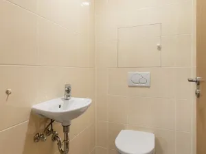 Pronájem bytu 2+kk, Praha - Modřany, Vorařská, 69 m2