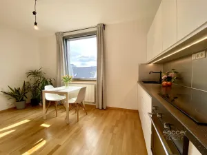 Pronájem bytu 2+kk, Praha - Prosek, Na Prosecké vyhlídce, 52 m2