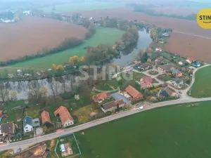 Prodej rodinného domu, Kunětice, 500 m2