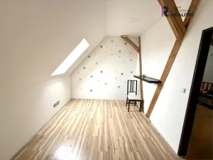 Prodej bytu 4+1, Březová, Odborářů, 111 m2