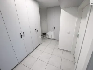Pronájem bytu 2+kk, Praha - Holešovice, V závětří, 49 m2
