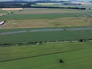 Prodej komerčního pozemku, Čejkovice, 32904 m2