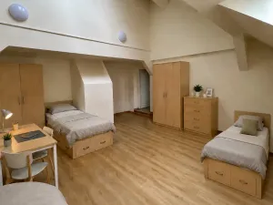 Pronájem atypického bytu, Praha - Nové Město, Trojanova, 254 m2