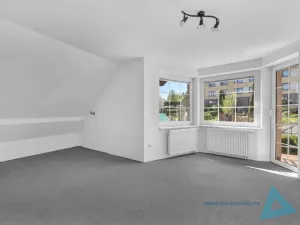 Prodej rodinného domu, Nová Paka, L. Zívra, 180 m2