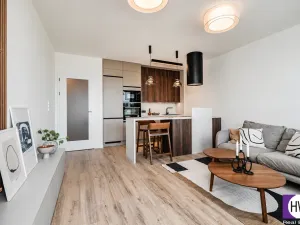Prodej bytu 2+kk, Praha, Honzíkova, 45 m2