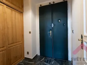 Pronájem bytu 2+kk, Praha - Karlín, Sokolovská, 47 m2