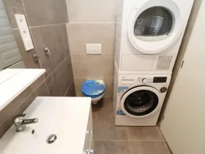 Prodej bytu 1+1, Praha - Hlubočepy, Werichova, 35 m2