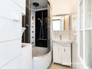 Pronájem bytu 2+1, Praha - Vinohrady, Vinohradská, 69 m2