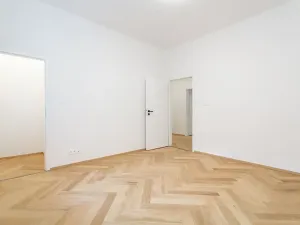 Prodej bytu 4+kk, Praha - Vršovice, Vršovická, 80 m2