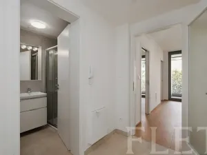 Pronájem bytu 2+kk, Praha - Košíře, Hlaváčkova, 40 m2