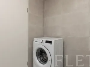 Pronájem bytu 1+kk, Praha - Kamýk, Hodkovická, 35 m2
