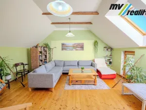 Prodej rodinného domu, Milovice, 178 m2