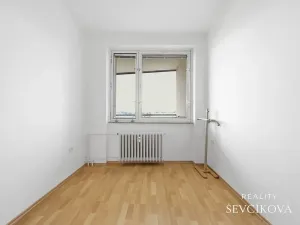 Prodej bytu 3+1, Hradec Králové, Na Občinách, 79 m2