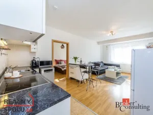 Pronájem bytu 2+kk, 48 m2