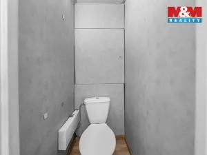 Prodej bytu 1+kk, Ústí nad Labem - Krásné Březno, Dr. Horákové, 31 m2
