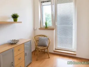 Pronájem bytu 1+1, Praha - Holešovice, U staré plynárny, 42 m2