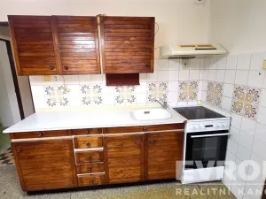 Prodej bytu 2+1, Býšť, 53 m2