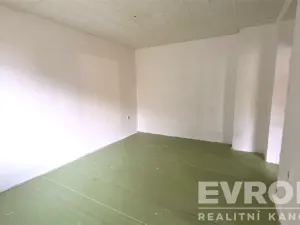 Prodej bytu 2+1, Býšť, 53 m2