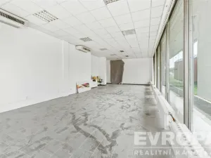 Pronájem obchodního prostoru, Praha - Strašnice, V olšinách, 124 m2