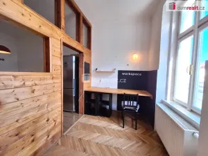 Pronájem bytu 3+kk, Praha, Kamenická, 64 m2
