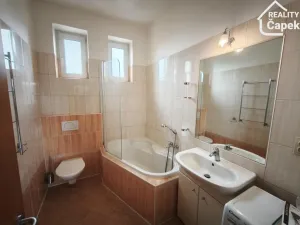 Pronájem bytu 2+1, Ostrava - Mariánské Hory, Korunní, 59 m2