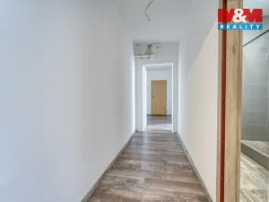 Prodej bytu 4+1, Lesná, 64 m2