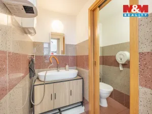 Pronájem obchodního prostoru, Praha - Smíchov, Staropramenná, 48 m2