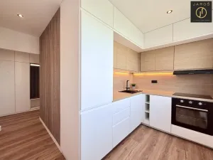 Pronájem bytu 2+1, Kladno, Obránců míru, 53 m2