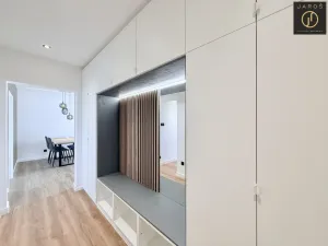 Pronájem bytu 2+1, Kladno, Obránců míru, 53 m2