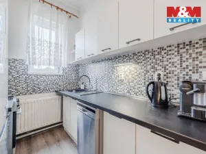 Prodej bytu 3+1, Dymokury, Osvobození, 65 m2